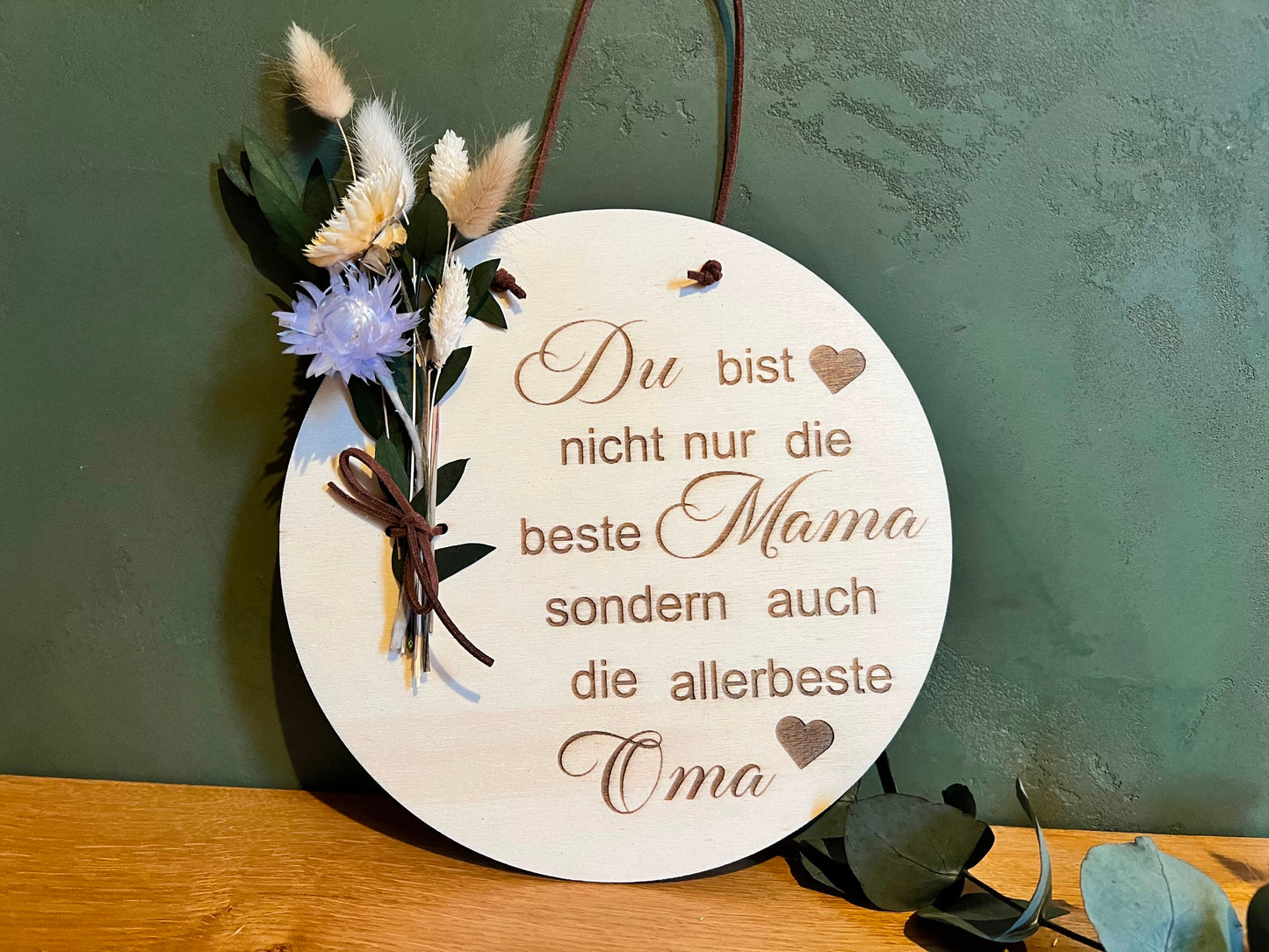 Wooden sign for mom/grandma