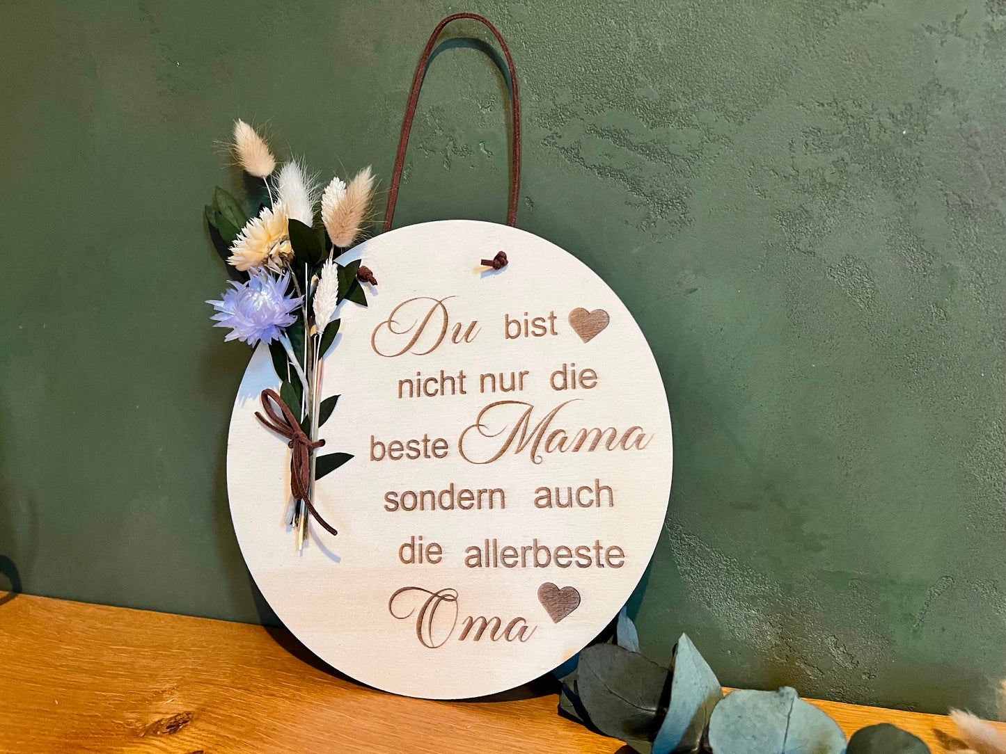 Wooden sign for mom/grandma